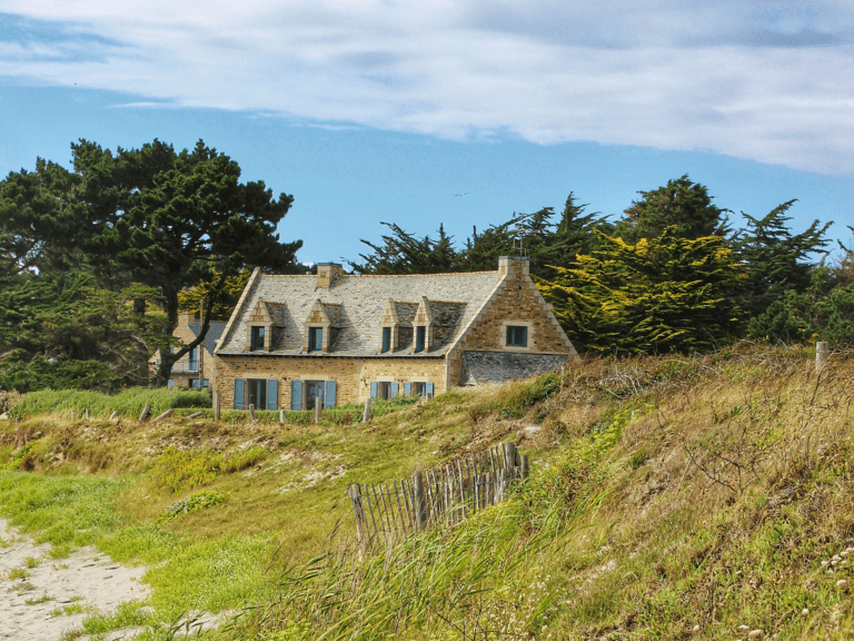 Prêt hypothécaire de trésorerie : le guide complet pour les propriétaires seniors en Bretagne